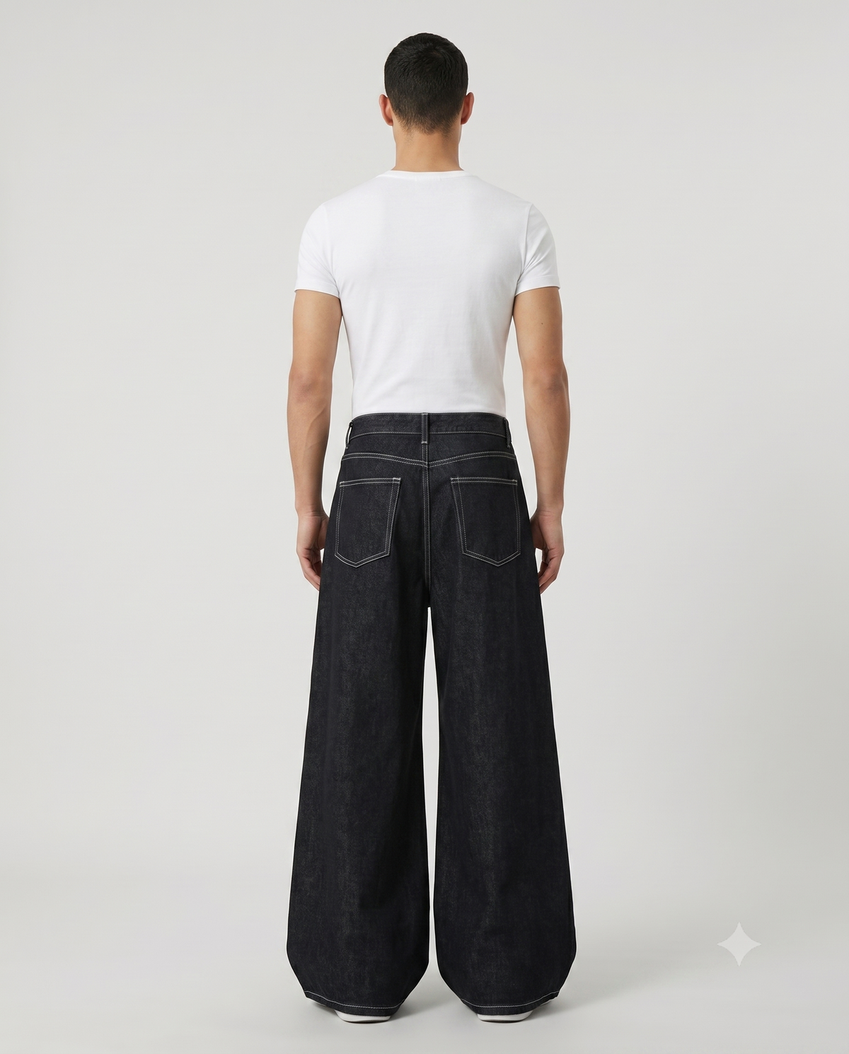Boulevard Jeans Coal Black on model — back view