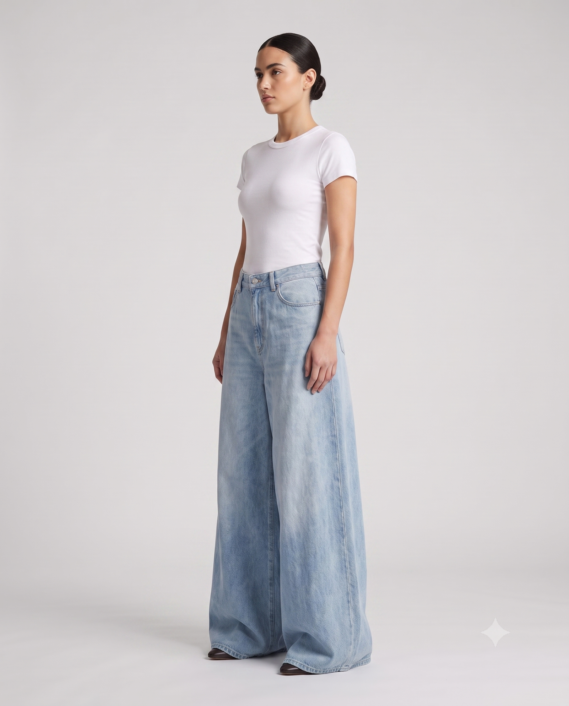 Women's Baggy Jeans Cloud Wash on model — three-quarter view